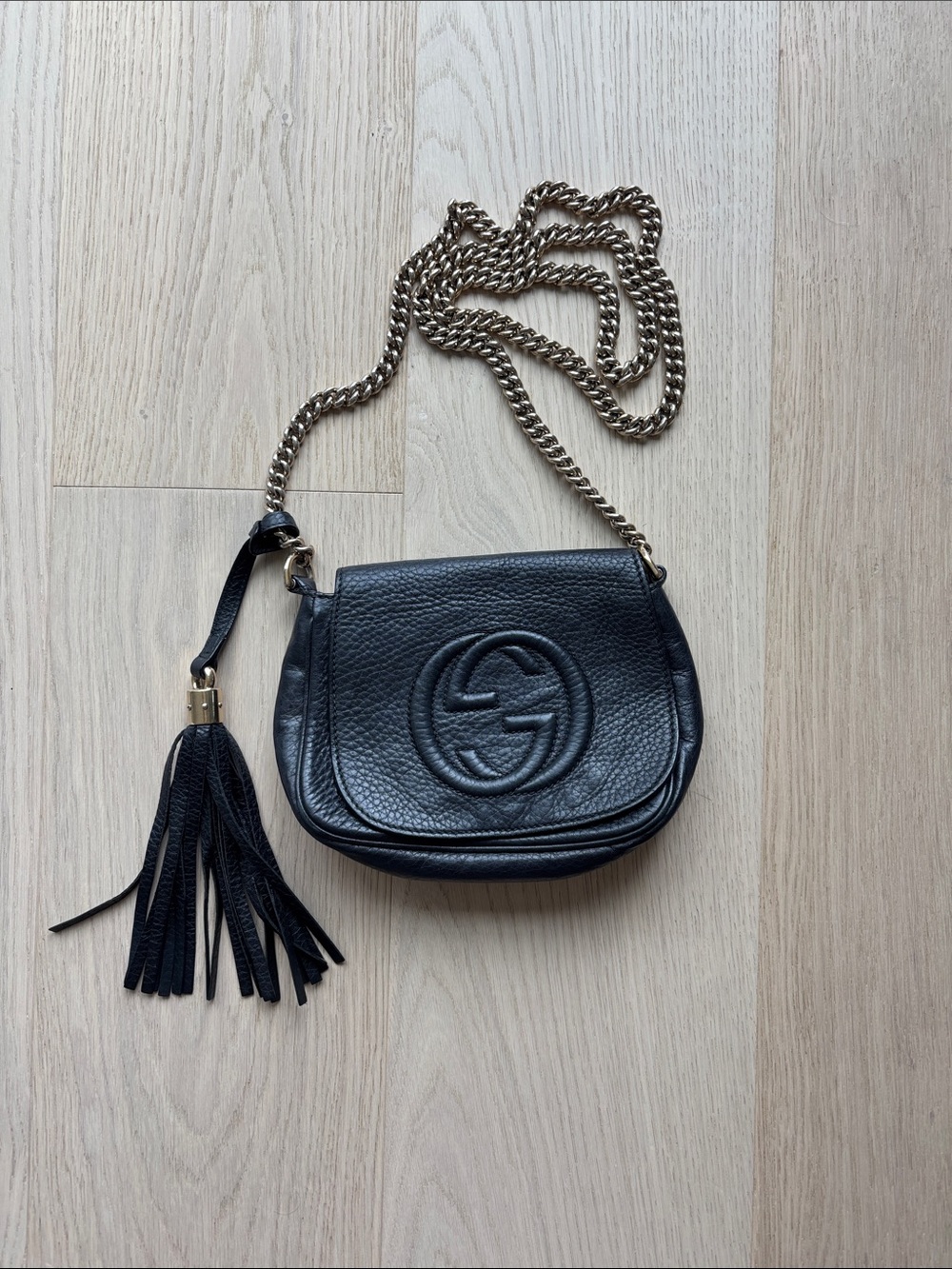 Gucci Soho Interlocking G Chain Crossbody Bag